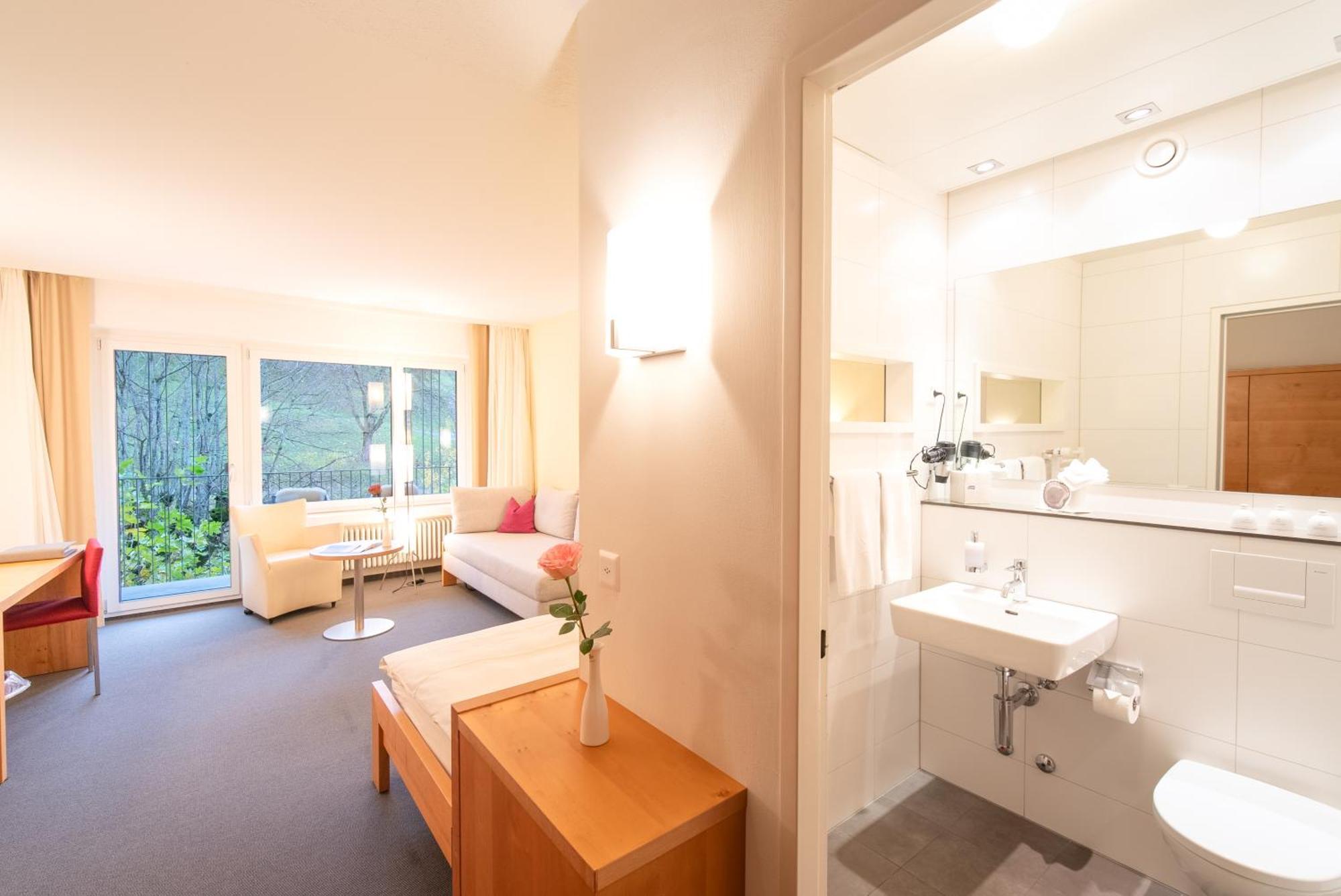 Hotel Bad Ramsach Лойфельфинген Экстерьер фото